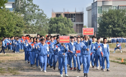 連州市職業(yè)技術(shù)學(xué)校、連州技工學(xué)校舉辦2019年廣播操比賽359.png