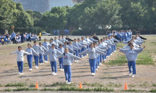 連州市職業(yè)技術(shù)學(xué)校、連州技工學(xué)校舉辦2019年廣播操比賽708.png